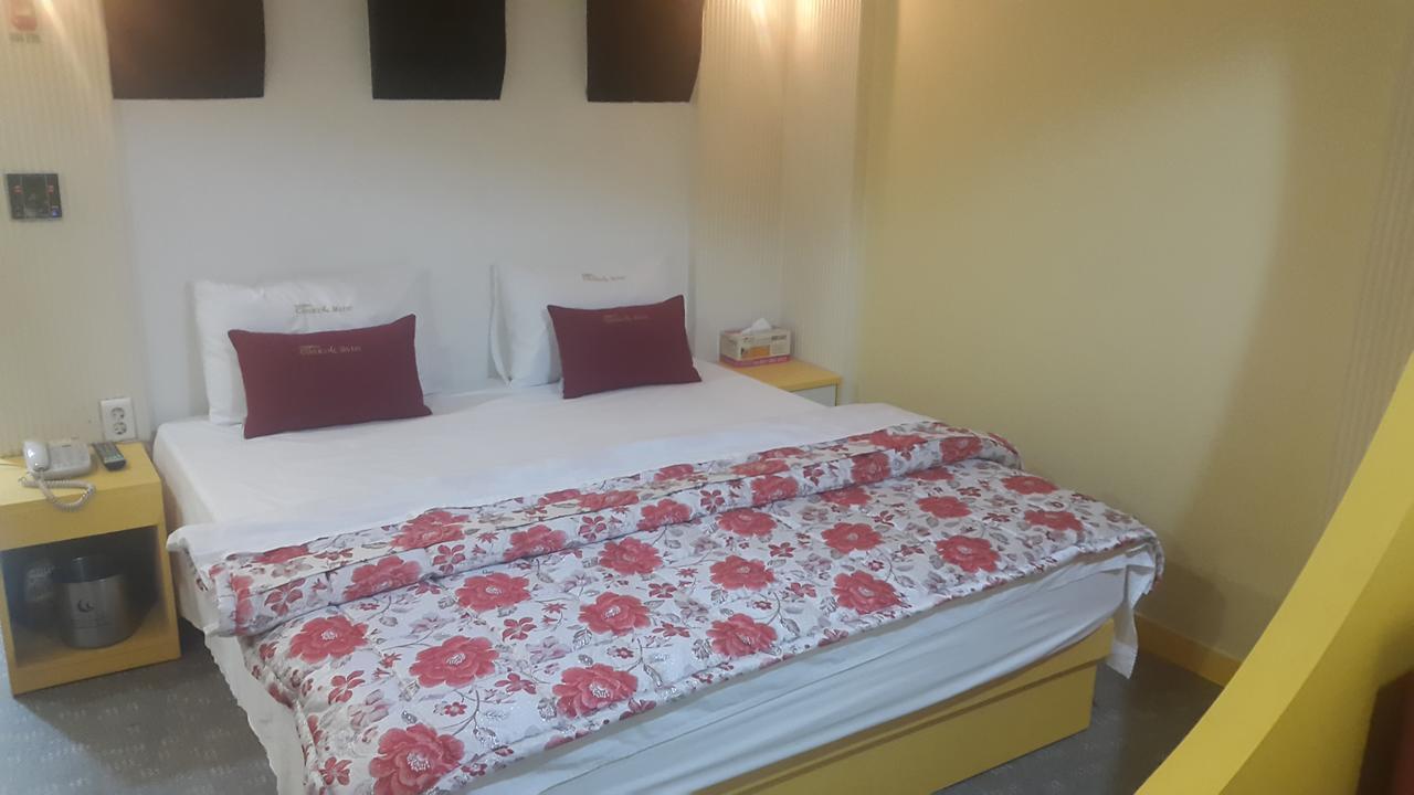 Click 21 Motel Busan Eksteriør billede
